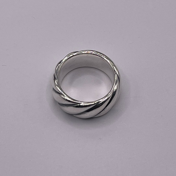 David Yurman Sculpted Cable Band Ring - Picture 7 of 8
